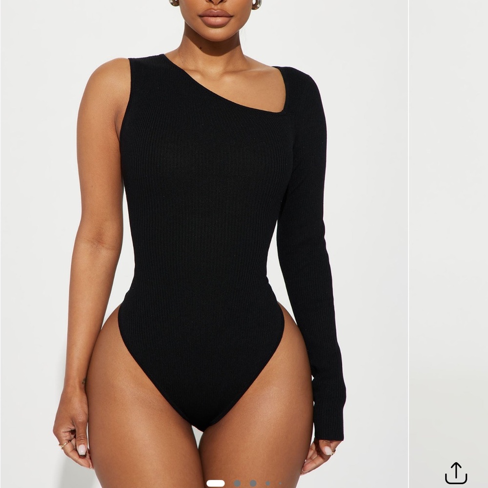 Camille One-Shoulder Black bodysuit
